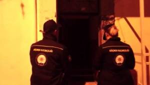 İzmir merkezli dev operasyon: 60 gözaltı