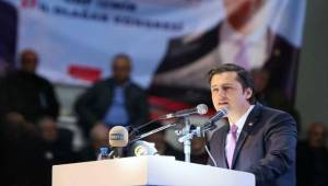 Mevcut Başkan Deniz Yücel ikinci kez başkan seçilirken, Özcan Durmaz yönetimde yer aldı.