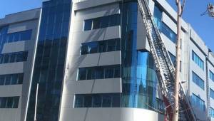 Paniğe yol açan hastane yangını söndürüldü