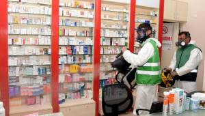 Aliağa Belediyesi Eczaneleri Dezenfekte Ediyor