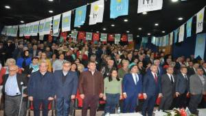 Aliağa İYİ Parti'de başkan değişmedi