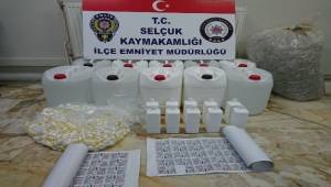 Araç bagajında 300 litre bandrolsüz dezenfektan yakalandı