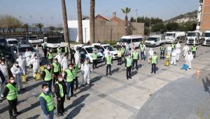 Bayraklı'da, dev koronavirüs ekibi sahada