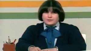 Bir nesle televizyondan İngilizce öğreten Zülal Hoca, Redbull.com'a konuştu