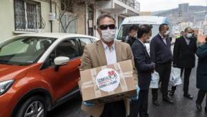 Geliri olmayan 65 yaş üstündekiler için 'Biz varız'