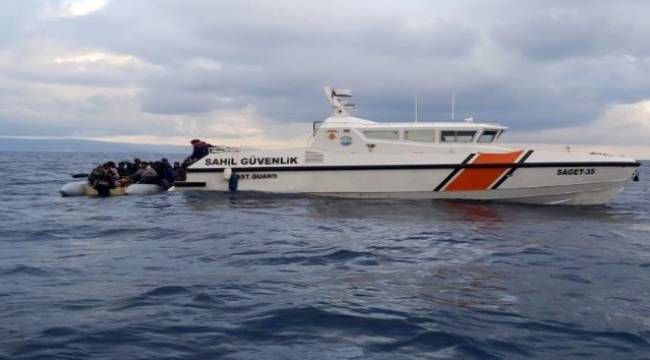 İzmir'de Türk karasularına itilen 48 sığınmacı kurtarıldı