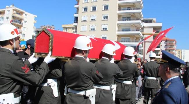 İzmir İdlib Şehidi sonsuzluğa uğurlandı 