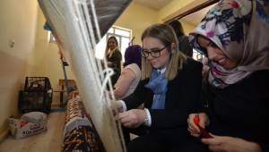 Kınık'ın kilimleri markalaşma yolunda
