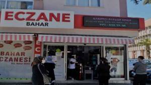 Aliağa'da eczanelerde  ücretsiz maske dağıtımı  yarın başlayacak