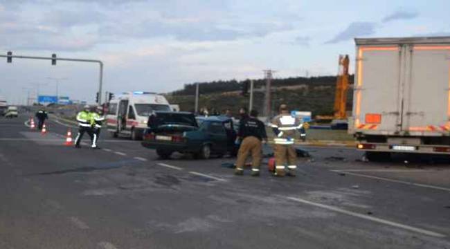 Aliağa'da Trafik Kazası 1 kişi Hayatını Kaybetti