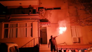 Aliağa tek yürek oldu! İstiklal Marşı'nı okudu