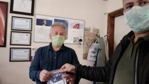 Büyükşehir'den muhtarlara hijyen paketi