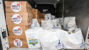 Geri dönüşümlü atık toplayıcılarına gıda paketi