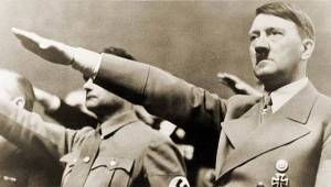 Adolf Hitler'i elinize geçirseniz ne yapardınız?