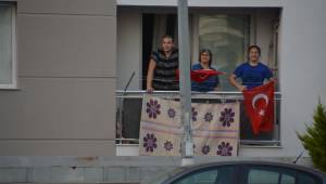 Aliağa'da 19 Mayıs coşkusu evlere taşındı