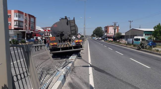 Aliağa'da Trafik Kazası:2 yaralı 