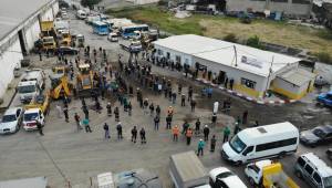 Başkan Aksoy belediye çalışanlarının 1 Mayıs'ını kutladı