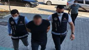 Çeşme'de 2 kişiyi yaralayan avukat tutuklandı