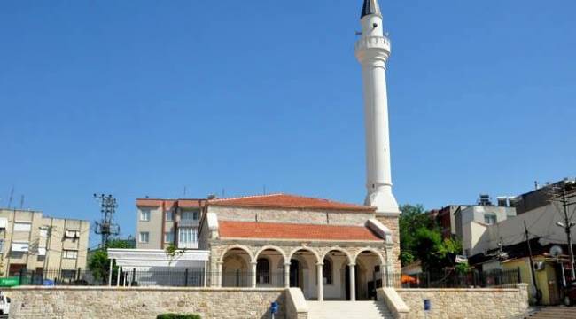 İzmir'de ve Aliağa'da hangi camilerde cuma namazı kılınacak