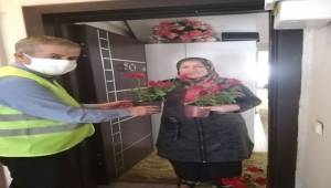 Kadın muhtarlara Anneler Günü sürprizi