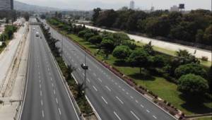 Korona günlerinde İzmir'in yollarına 418 bin ton asfalt döküldü