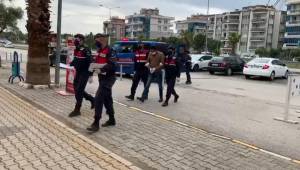 Sahte Kimlikle Jandarma'dan kaçamadı 