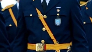 Çöp kovalarına sokup, 'ben çöpüm' diye defalarca bağırtmışlar.