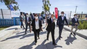 İzmir'in 23'üncü ileri biyolojik arıtma tesisi Foça Gerenköy'de açıldı.