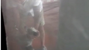 Köpeğini yıkamak için oto yıkamacıya getirdi, suyun altında işkence yaptı