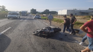 Taktığı kask sayesinde ölümcül kazada hayatta kaldı