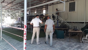 Aliağa'da kurban satış ve kesim yerleri denetleniyor