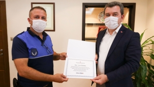 Başkan Koştu'dan dedektif gibi çalışan zabıtaya ödül