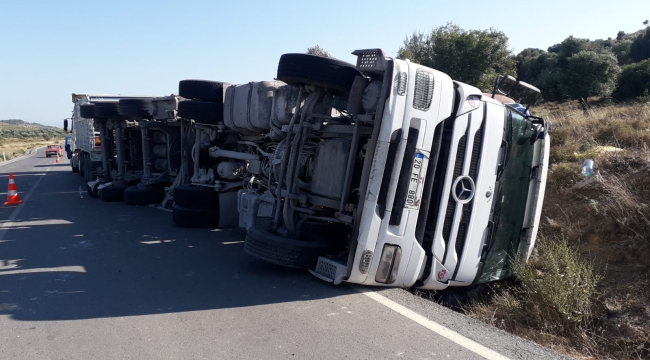 Foça'da Trafik Kazası :1 kişi yaralı