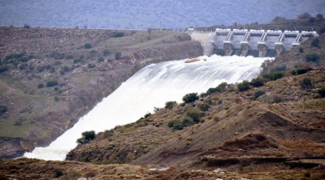 İzmir'deki iki barajda tehlike çanları