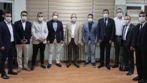 AK Parti İlçe Başkanları toplantısı Aliağa'da yapıldı