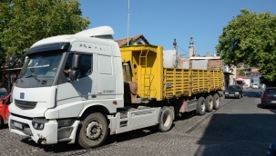 Bergama'nın tarihi eserleri tır ve kamyon tehdidinden kurtuluyor