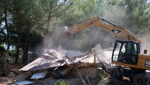 Buca Belediyesi'nden vatandaşlara uyarı: Talana ortak olmayın!