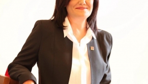 Cumhuriyet Halk Partisi Aliağa İlçe Başkanı Özlem Şan Oğuzhan Açıklamalarda Bulundu