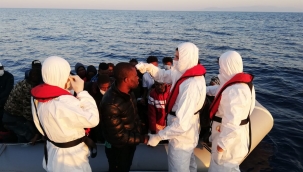 Foca ve Sefehisar'da 68 düzensiz göçmen kurtarıldı
