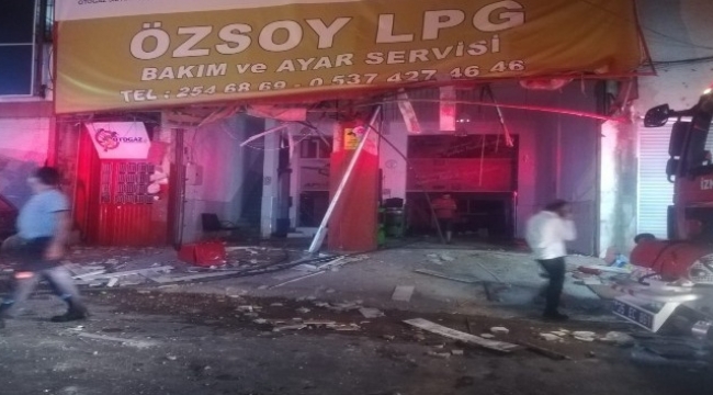 İzmir'de LPG bakım servisinde patlama: 2 işçi ağır yaralandı