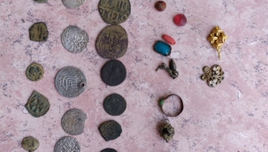 Menemen'de Cumhuriyet tarihinin en büyük tarihi eser kaçakçılığı operasyonu