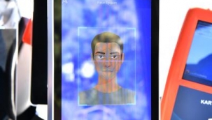 Virüssavar "güvenli otobüs" İzmirlilerin hizmetinde