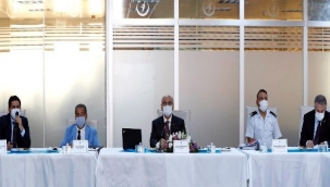 Vali Köşger, beş ilçenin pandemi verileri bilgisini aldı