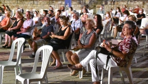 Yeni Foça'da Müzik Akşamı