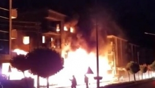 Bayındır ilçesinde 5 katlı bir apartmanda yangın