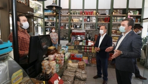 Bergama'da Koronavirüs denetimleri devam ediyor