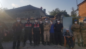 Bergama'da Ormanda kaybolan yaşlı adamı jandarma buldu