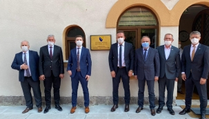 ÇANAKKALE'YE ŞEHİT BOŞNAKLAR ANITI