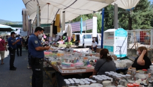  Foça Emniyetinden Pazarcı Esnafına Hes Kodu Uygulaması 