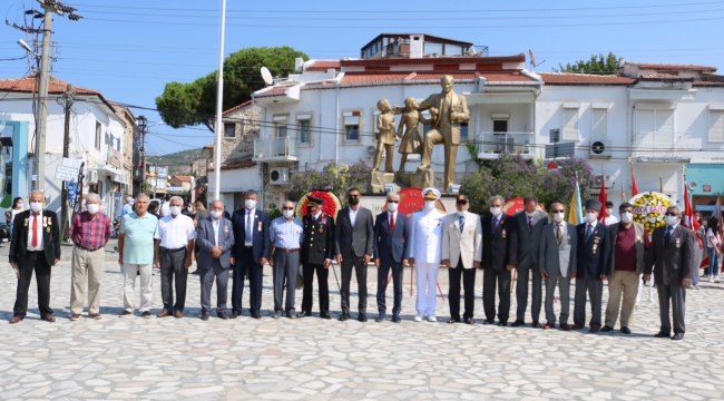 FOÇADA GAZİLER GÜNÜ TÖRENLE KUTLANDI